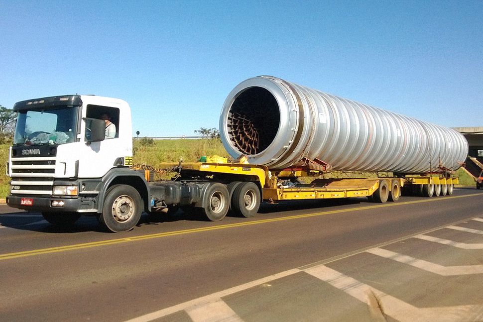 Transporte de Cilo com Prancha Rebaixada